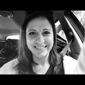 Meet your Posher, Renee